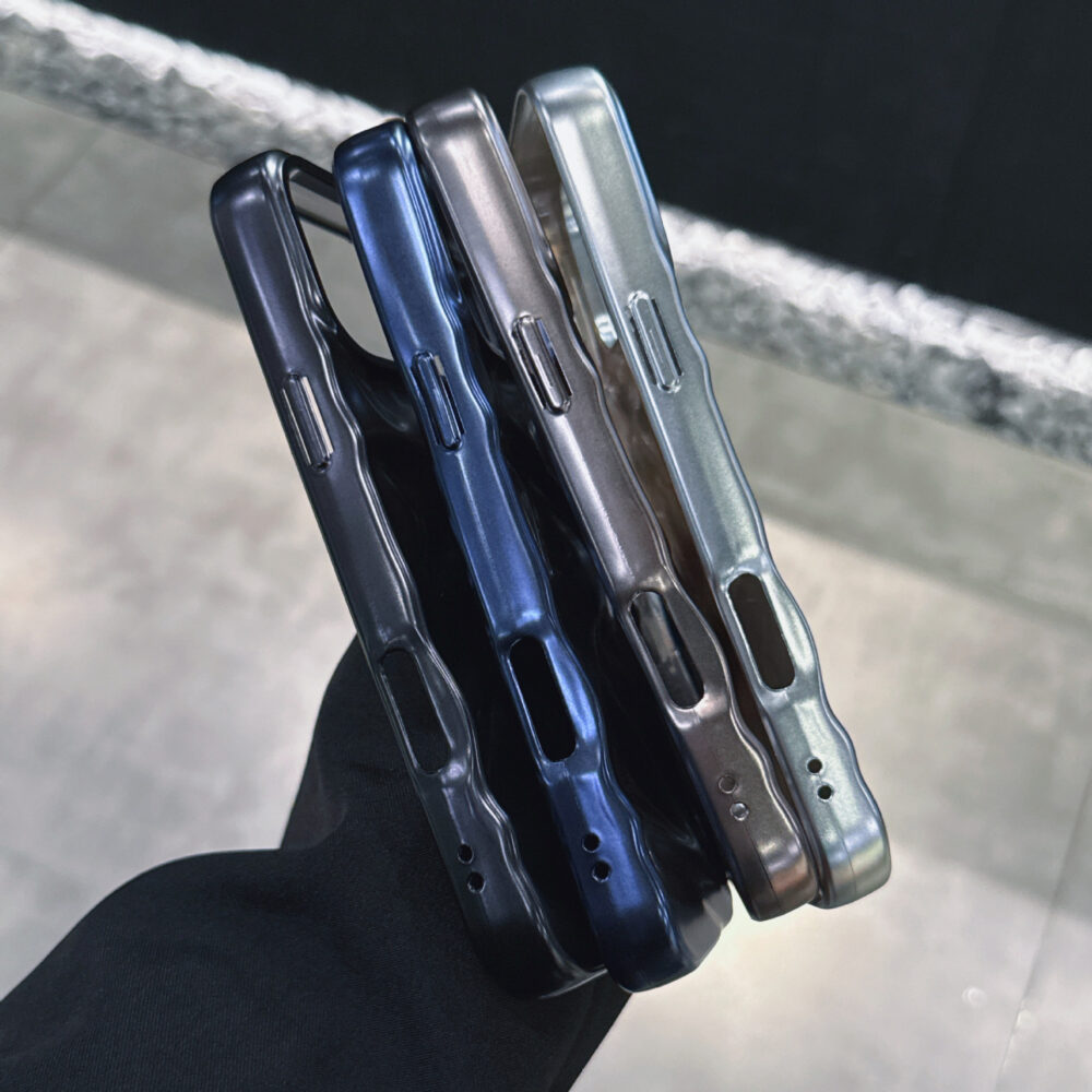 Matte Electroplated Silver Pleated Phone Case 42f11460 E4eb 45e3 A166 2eb93f3f9abb 1000x1000