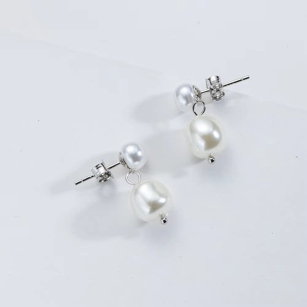 S925 Sterling Silver Fashionable Large And Small Pearl Stud Earrings A495c0c0 Dd60 487a Af3c 1946d2a0bd83